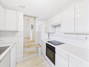 Photo 25- click for photo gallery